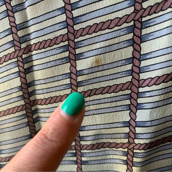 Vintage Sally Gee Blue Robe Basket Weave Print Silk Hand rolled Square Scarf - Picture 6 of 8